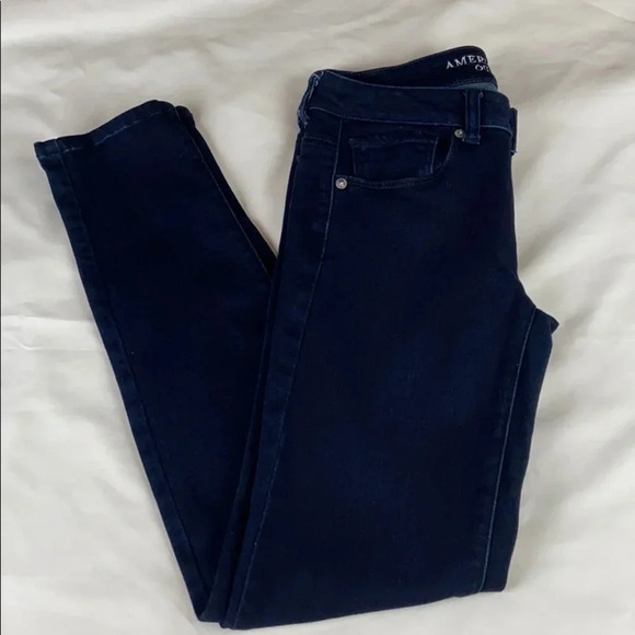 American Eagle Outfitter Women’s 2R Stretchy Dark Wash Skinny Leg Jean - Picture 1 of 10